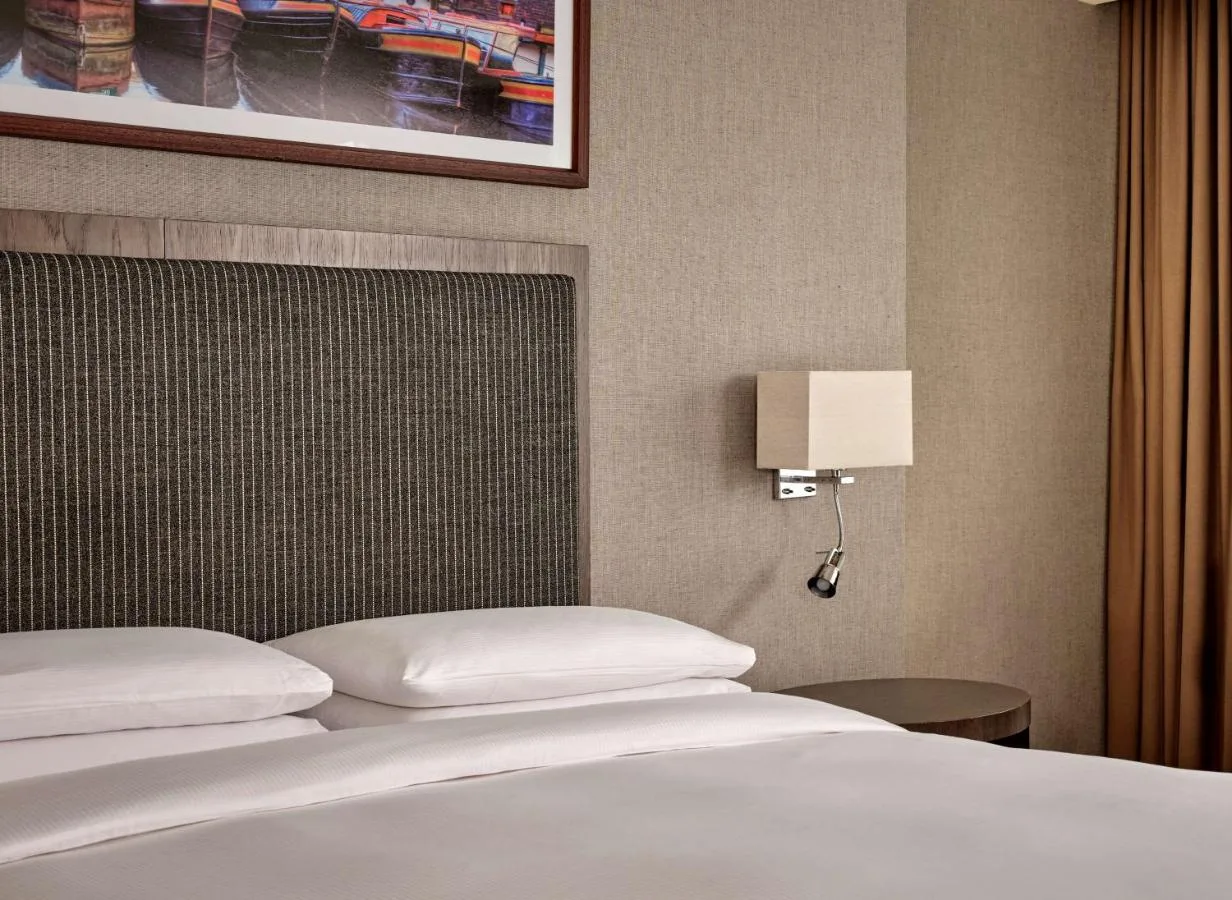 Twin Room - Club Access